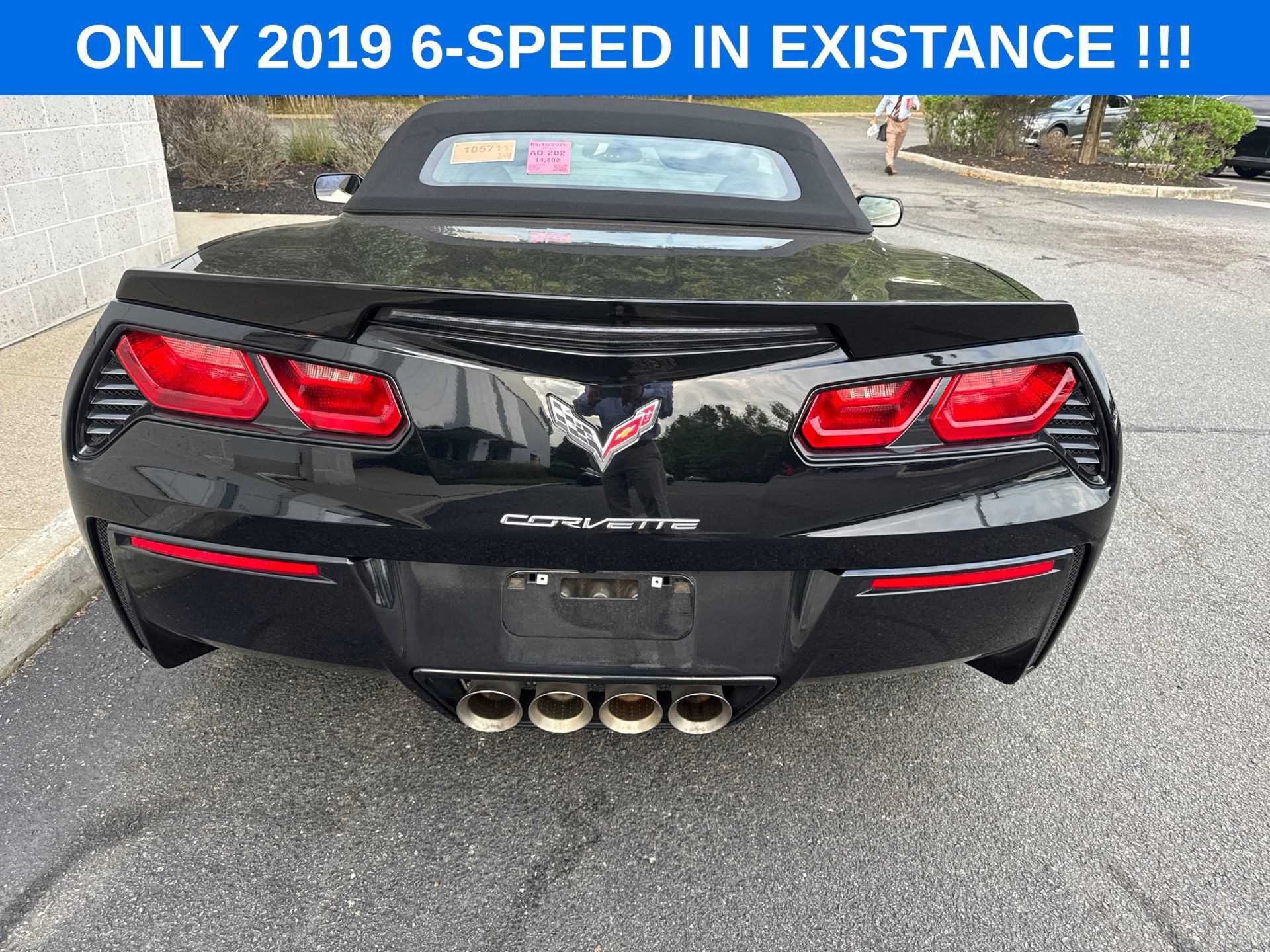 Used 2019 Chevrolet Corvette Stingray Convertible RWD image 3