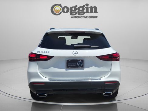 Certified 2026 Mercedes-Benz GLA 250 image 4