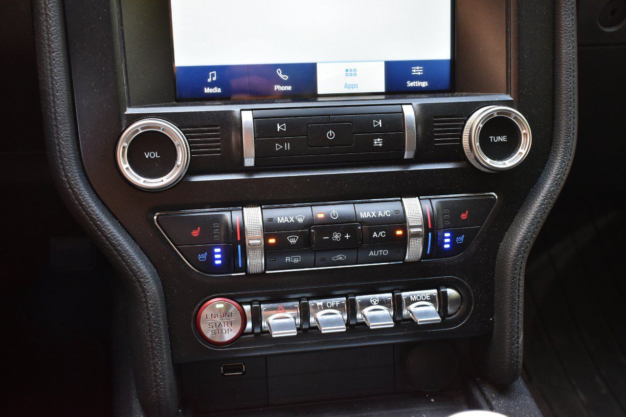 Used 2022 Ford Mustang Coupe RWD image 21