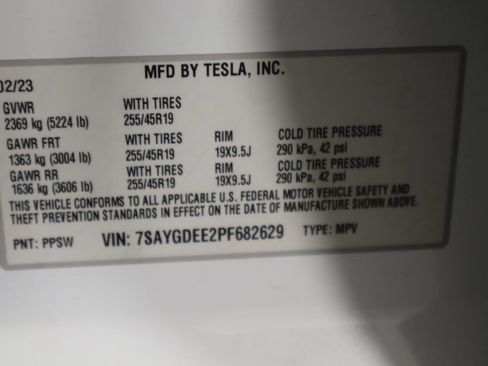 Used 2023 Tesla Model Y Long Range AWD/4WD image 40