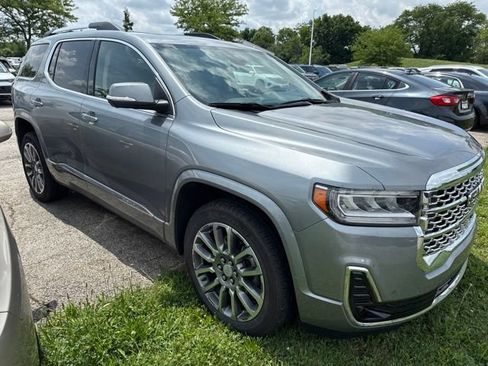 Used 2023 GMC Acadia Denali w/ Denali Technology Package AWD/4WD image 7