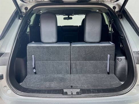 Used 2024 Mitsubishi Outlander SE image 23