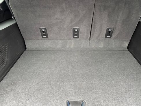 Certified 2024 Chevrolet Suburban Premier image 17