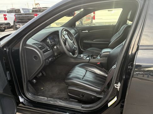 Used 2023 Chrysler 300 S image 2