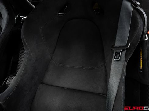 Used 2020 McLaren 620R RWD image 49