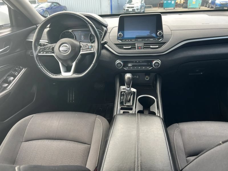 Used 2020 Nissan Altima 2.5 SV AWD/4WD image 11