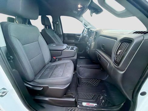 Used 2023 Chevrolet Silverado 1500 Custom Trail Boss image 15