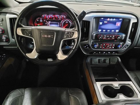 Used 2014 GMC Sierra 1500 SLT w/ SLT Preferred Package AWD/4WD image 22