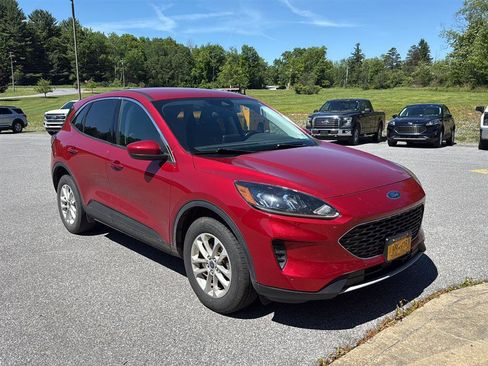 Used 2021 Ford Escape SE w/ Convenience Package AWD/4WD image 3
