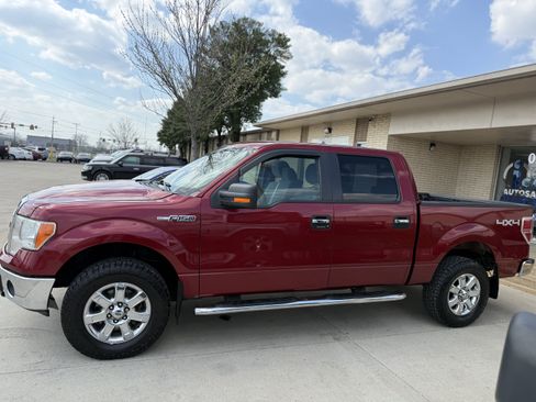 Used 2013 Ford F150 XLT w/ Luxury Equipment Group AWD/4WD image 3