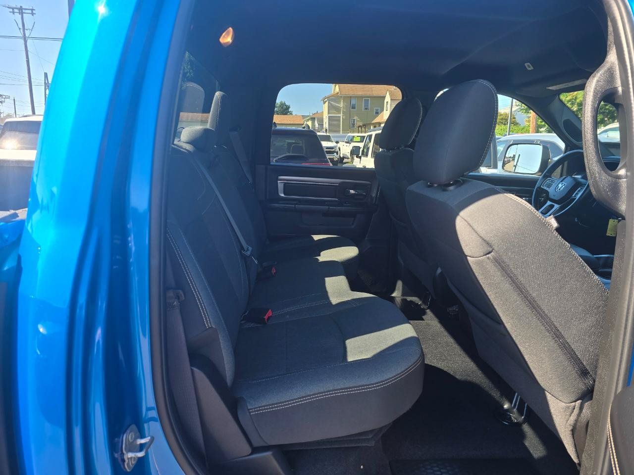 Used 2022 RAM 1500 Warlock AWD/4WD image 14