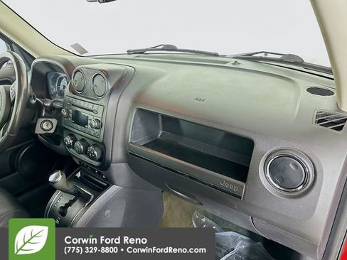 Used 2016 Jeep Patriot Sport w/ Power Value Group FWD image 28