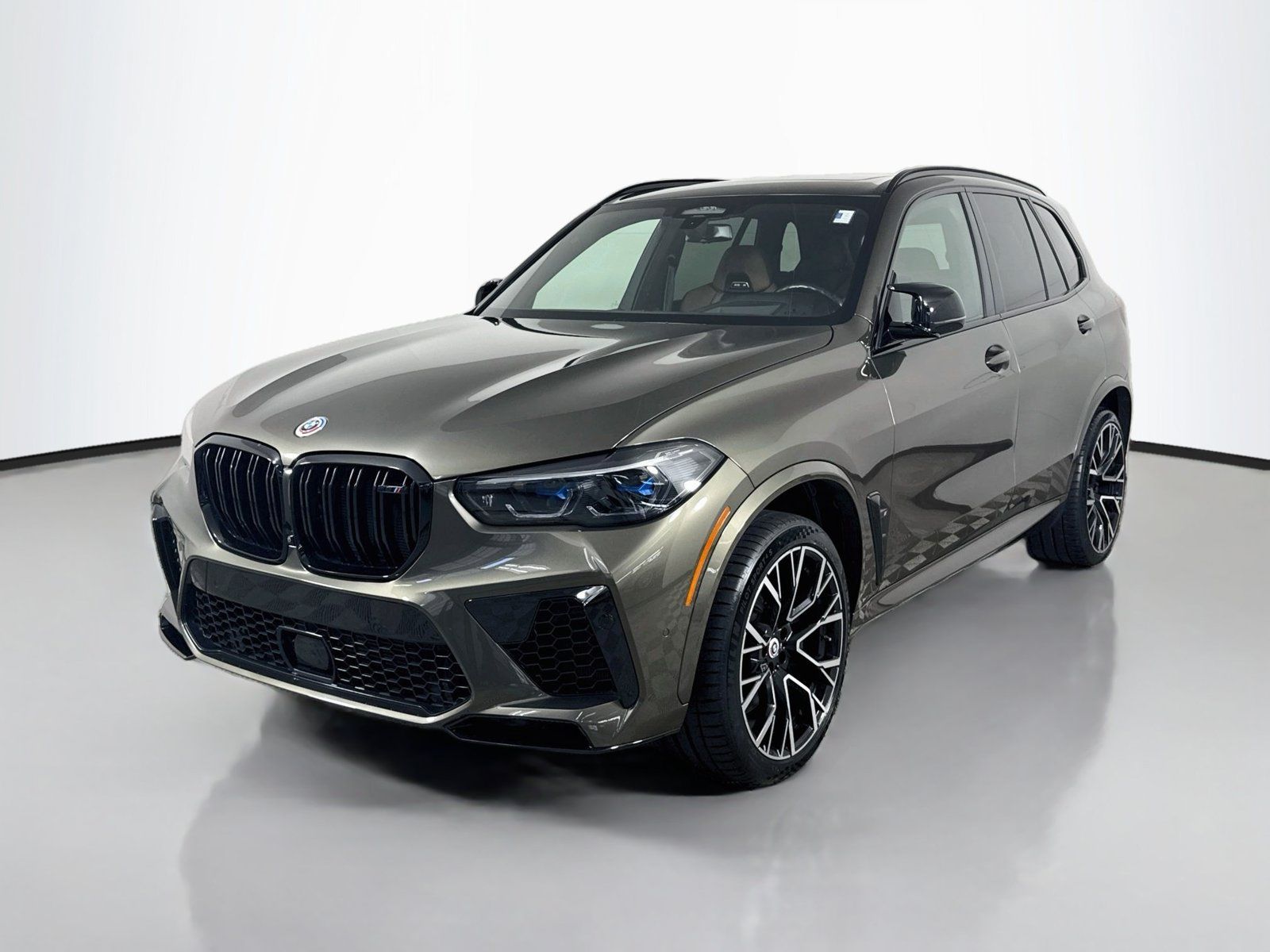 Used 2022 BMW X5 M w/ Competition Package 2 AWD/4WD image 1