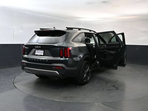 Certified 2022 Kia Sorento X-Line EX AWD/4WD image 29