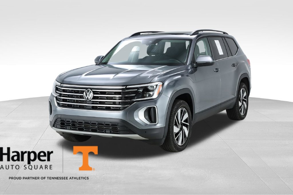 New 2025 Volkswagen Atlas SE w/ Panoramic Sunroof Package FWD image 1