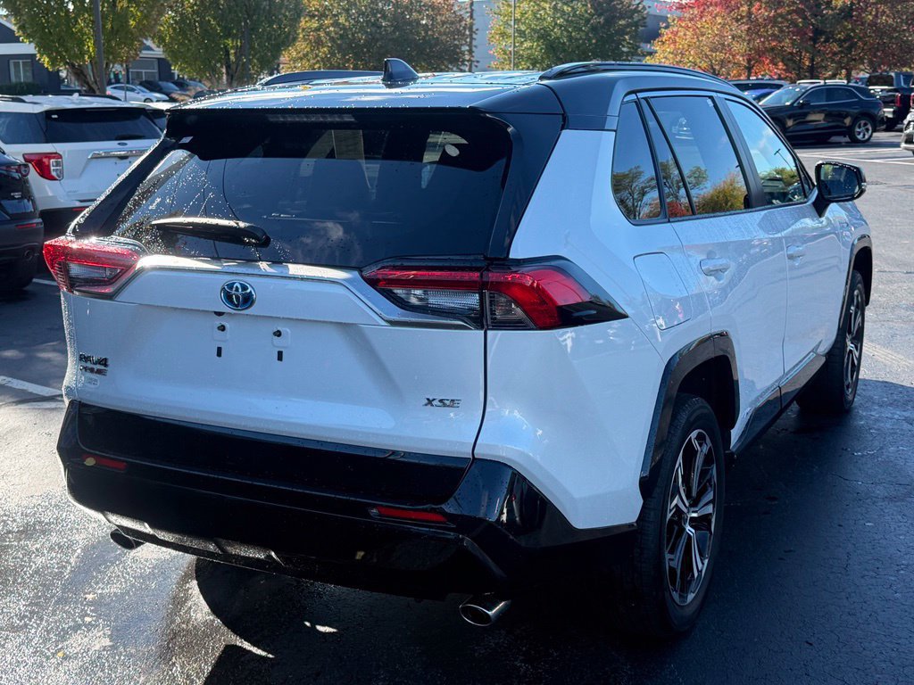 Used 2023 Toyota RAV4 XSE w/ Weather Package AWD/4WD image 7
