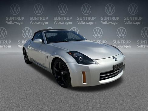Used 2008 Nissan 350Z Touring image 36
