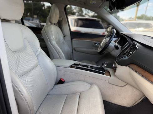 Used 2016 Volvo XC90 T6 Inscription w/ Vision Package AWD/4WD image 28