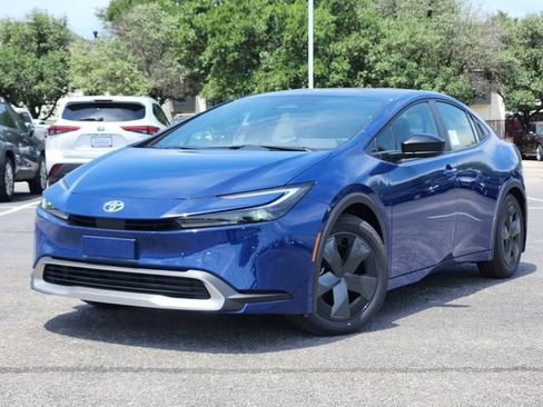New 2026 Toyota Prius Plug-In Hybrid FWD image 1