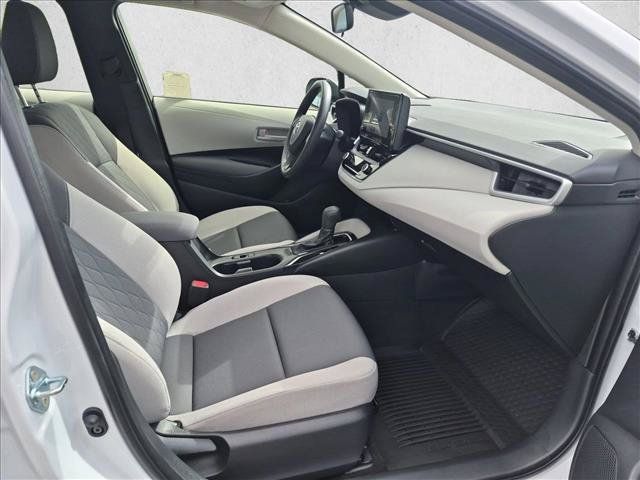 Certified 2026 Toyota Corolla LE w/ LE Premium Package FWD image 20