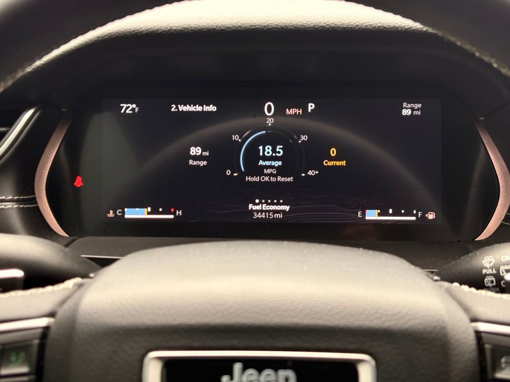 Used 2023 Jeep Grand Cherokee L Laredo AWD/4WD image 15