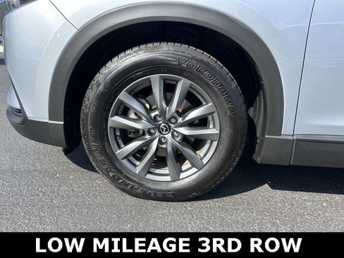 Used 2022 MAZDA CX-9 Touring w/ Touring Premium Package image 9