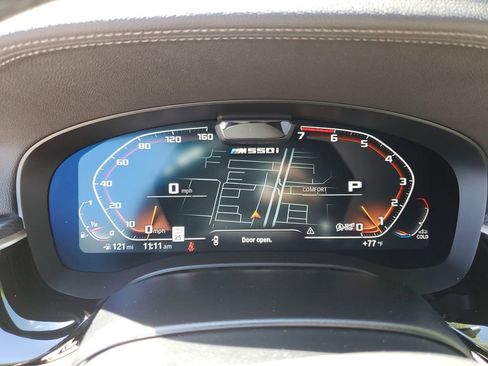 Used 2021 BMW M550i xDrive w/ Executive Package image 27