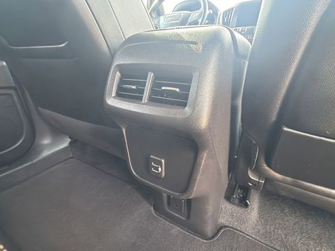 Used 2024 GMC Terrain AT4 AWD/4WD image 17