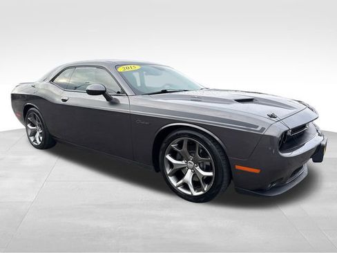 Used 2015 Dodge Challenger R/T Plus image 1