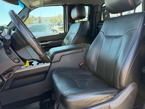 Used 2016 Ford F250 Lariat w/ Lariat Interior Package AWD/4WD image 12