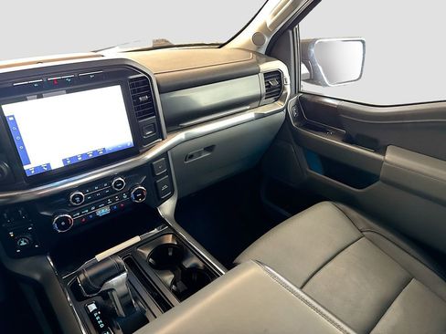 Used 2022 Ford F150 Lariat w/ Equipment Group 501A Mid image 27