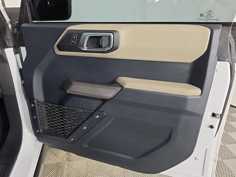 Used 2023 Ford Bronco Wildtrak AWD/4WD image 45