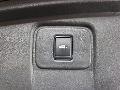 Used 2024 Nissan Murano SL image 14