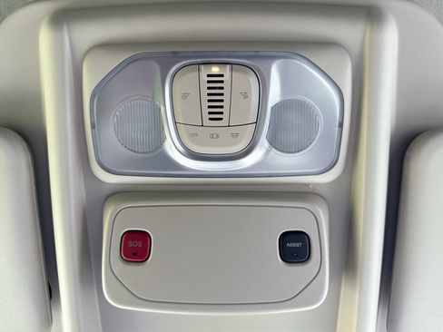 New 2026 RAM ProMaster 1500 w/ Crew Van Package FWD image 31