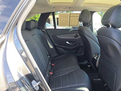 Certified 2021 Mercedes-Benz GLC 300 4MATIC image 12