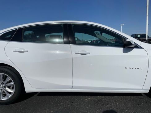 Used 2023 Chevrolet Malibu LT FWD image 26