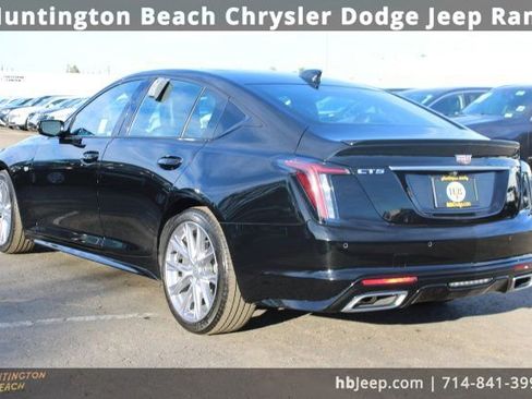 Used 2023 Cadillac CT5 Sport image 3