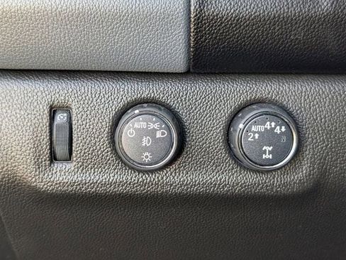 Used 2022 Chevrolet Colorado Z71 image 22