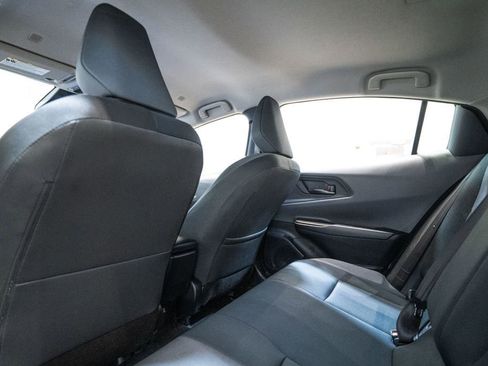 Used 2025 Toyota Prius LE image 14