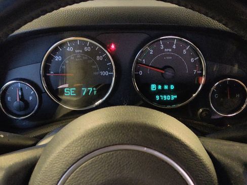 Used 2017 Jeep Wrangler Unlimited Sport w/ Quick Order Package 24S AWD/4WD image 23