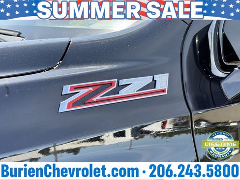 Used 2022 Chevrolet Suburban Z71 AWD/4WD image 36