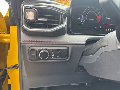 Used 2024 Ford Mustang Premium image 17