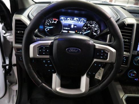 Used 2019 Ford F250 Lariat w/ Lariat Value Package AWD/4WD image 33