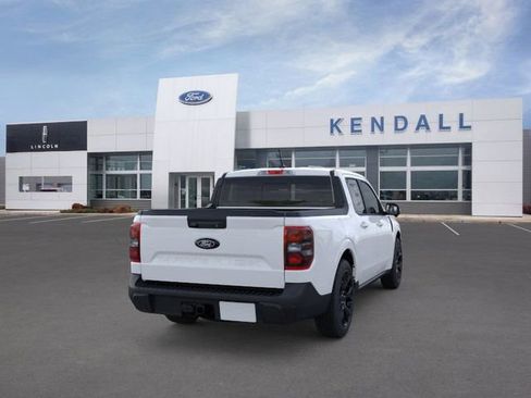 New 2025 Ford Maverick Lariat w/ Black Appearance Package image 8