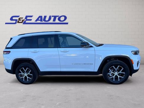 Used 2023 Jeep Grand Cherokee Limited image 5