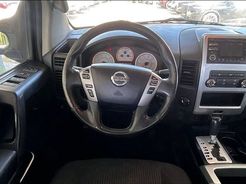 Used 2014 Nissan Titan PRO-4X AWD/4WD image 7