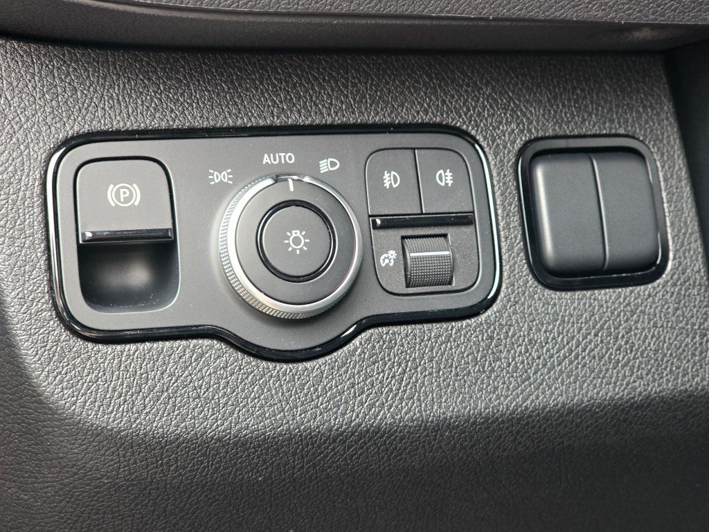 New 2026 Mercedes-Benz Sprinter 2500 image 33