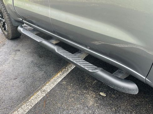 Certified 2025 Chevrolet Silverado 1500 Custom Trail Boss w/ LPO, Dark Essentials Package image 11