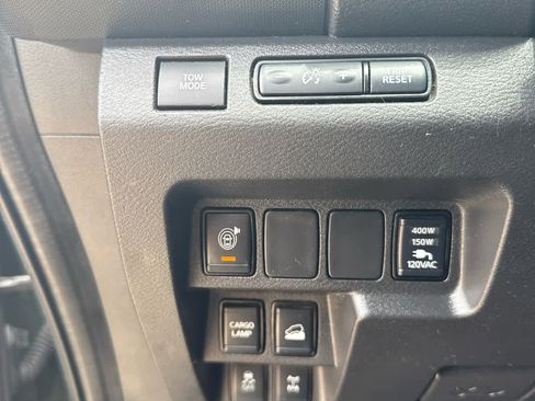 Used 2023 Nissan Frontier PRO-4X w/ Pro Convenience Package image 15