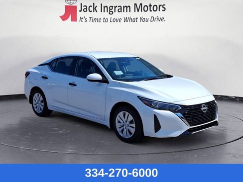 New 2025 Nissan Sentra S image 7